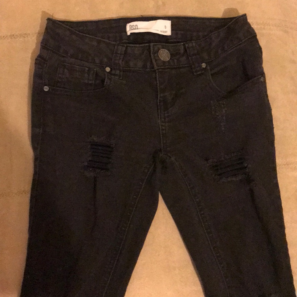 RSQ DISTRESSED BLACK JEANS